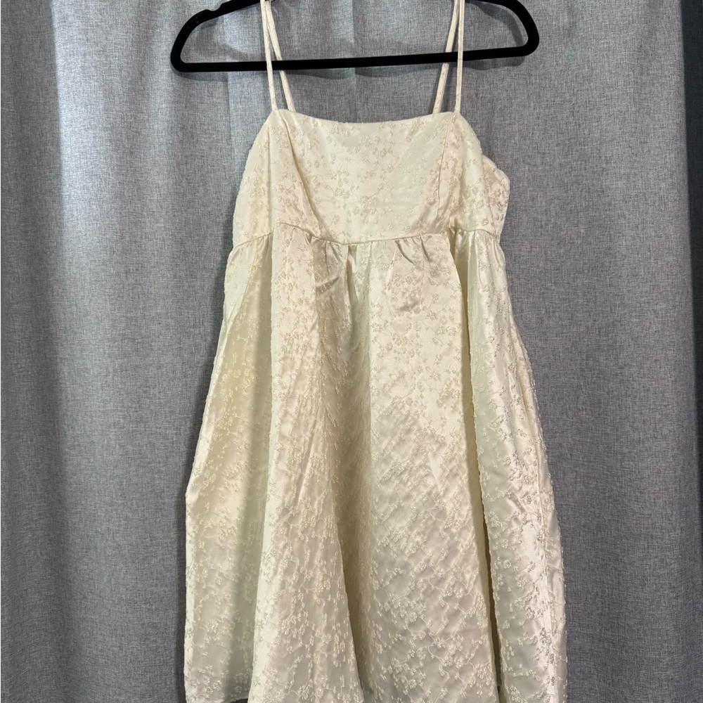 NWT Storia Ivory Textured Lacey Dress